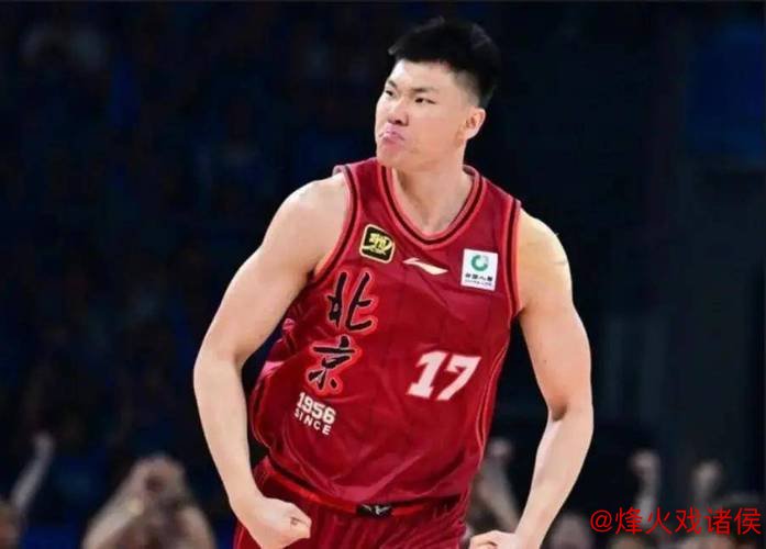 CBA夏季联赛：吕俊虎砍21分青岛狂胜首钢，范子铭贡献11+8