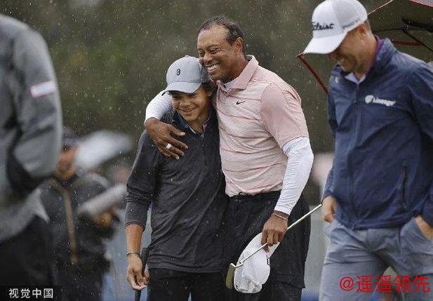 PNC锦标赛库查尔父子57杆领先 达利父子排名第二