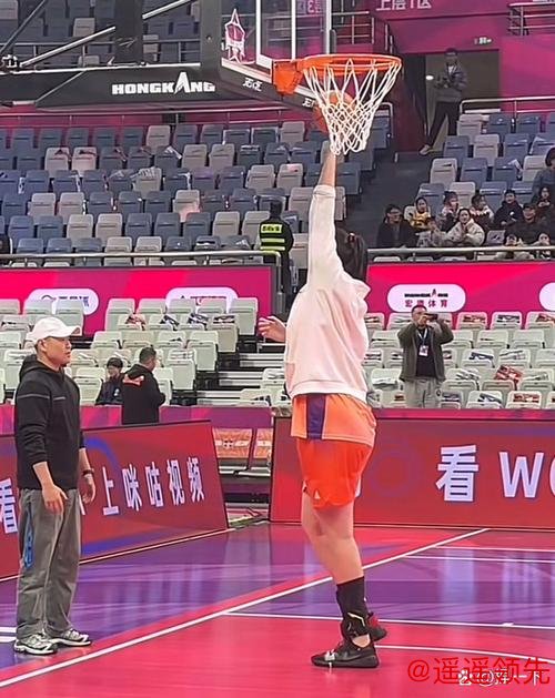 壹号娱乐APP 张子宇7分钟砍下19分正负值却垫底，究竟是主帅不当用还是个人问题？