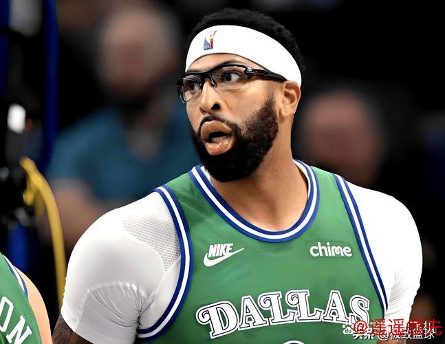 记者：很难理解针对自家球员，我们街区最差球队都不会这样